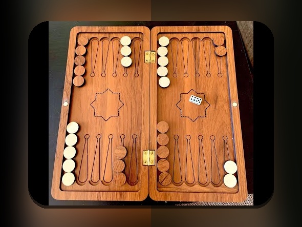 آشنایی با بازی تخته نرد دو نفره با بلوتوث: چگونه فناوری آنلاین، سرگرمی سنتی را تغییر می‌دهد؟